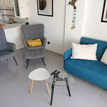 Apartment Beachfront Primera Linea 3-02